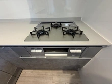 【千葉県/市川市八幡】ディアステージ本八幡 キッチン：三口コンロ