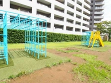 【千葉県/市川市島尻】クレストシティタワーズ浦安 ブライトウィング棟 共用施設：公園