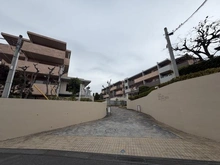 【千葉県/市川市中山】ハウス・オン・ザ・ヒル・ルネ市川フラッツI 外観