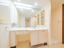 【千葉県/市川市市川南】パークシティ市川 C棟 洗面所