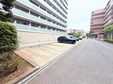 【千葉県/市川市新田】サニーコート市川 敷地内