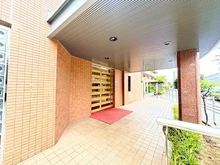 【千葉県/市川市新田】サニーコート市川 エントランス