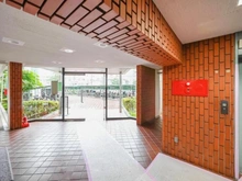 【千葉県/市川市欠真間】コープ行徳 エントランス