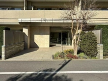 【千葉県/船橋市前原西】ウエリス津田沼 エントランス
