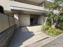 【千葉県/船橋市前原西】ウエリス津田沼 エントランス