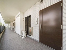 【千葉県/船橋市本中山】エクセレントシティ下総中山III 玄関
