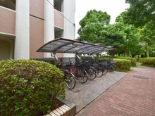 【千葉県/市川市塩浜】ハイタウン塩浜第弐　 弐九号棟 駐輪場