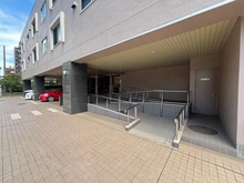 【千葉県/市川市南八幡】トマス本八幡 アプローチ