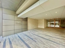 【千葉県/市川市市川南】プラウド市川 エントランス