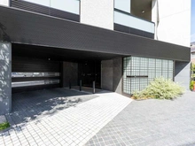 【千葉県/市川市市川】プラウド市川マークス エントランス