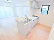 【千葉県/市川市新田】ヒルズ市川真間 LDK