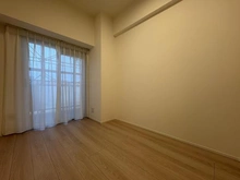 【千葉県/習志野市津田沼】エクセル津田沼 洋室：大規模修繕中