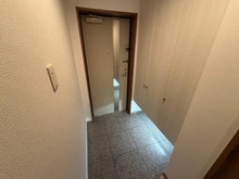 【千葉県/市川市南八幡】サーパス本八幡 玄関