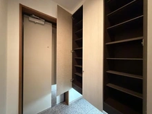 【千葉県/市川市南八幡】サーパス本八幡 玄関