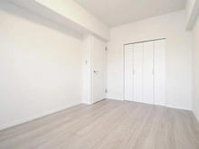 【千葉県/市川市鬼高】コスモ市川パサージュ 洋室