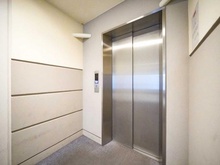 【東京都/品川区東大井】グローリオ品川シーサイド エレベーターホール