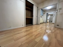 【東京都/港区三田】 三田ダイヤモンドパレス B棟 洋室：（奥）ダイニングキッチン