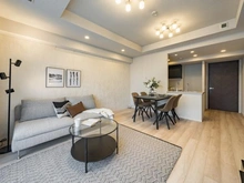 【東京都/渋谷区恵比寿南】プラウド恵比寿ヒルサイドガーデン リビング・ダイニング：家具調度品は価格に含まれません