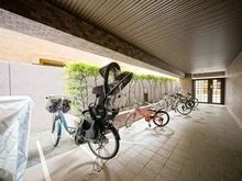 【東京都/目黒区目黒】クレッセント目黒II 駐輪場