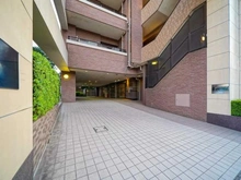 【東京都/港区白金台】クラッシィ白金台シティハウス 駐車場アプローチ