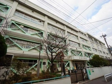 【東京都/墨田区本所】アデニウム墨田本所 本所中学校（現地より約280m）