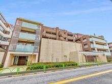 【東京都/世田谷区弦巻】クラッシィハウス桜新町 外観