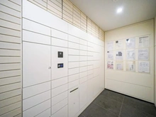 【東京都/港区白金台】ピアース白金台三丁目 宅配BOX