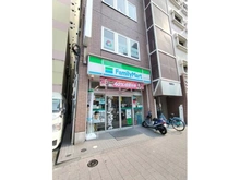 【東京都/港区白金台】白金台グロリアハイツ ファミリーマート　白金台三丁目店（現地より約10m）：