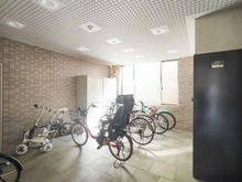 【神奈川県/横浜市港北区篠原町】スカイタウン新横浜 駐輪場