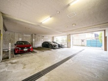 【東京都/荒川区西日暮里】ジェイシティ西日暮里 駐車場