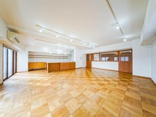 【東京都/品川区上大崎】マンション雅叙苑 4号棟 LDK：南向きのLDKのため明るい陽が差し込みます