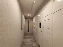 【神奈川県/茅ヶ崎市幸町】クリオ茅ヶ崎サザンマークス 共用部：メールBOX、宅配BOX