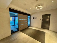 【東京都/品川区上大崎】ヴェラハイツ目黒ガーデン エントランス