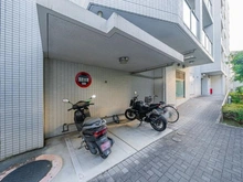 【東京都/板橋区志村】クリオ志村ラ・モード バイク置場