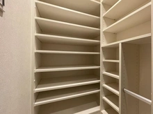 【埼玉県/川越市新富町】パークホームズ川越新富町アドーア シューズインクローゼット