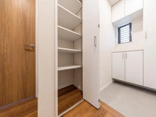 【東京都/板橋区宮本町】レジェンド板橋本町II 玄関