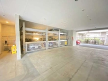 【東京都/小金井市本町】ユニーブル武蔵小金井スイート 駐車場