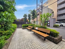 【東京都/小金井市本町】ユニーブル武蔵小金井スイート 敷地内