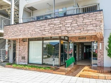 【埼玉県/朝霞市栄町】シャルム朝霞 エントランス