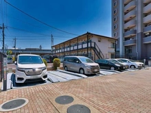 【埼玉県/朝霞市西弁財】レクセルガーデン朝霞台 駐車場