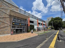 【埼玉県/朝霞市幸町】シャリエ朝霞グランフィールド フタバスポーツ朝霞本店（現地より約170m）