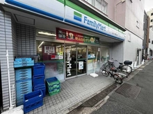 【東京都/北区上十条】ザ・タワー十条  ファミリーマート北区十条西口店（現地より約120m）