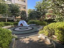 【埼玉県/朝霞市朝志ケ丘】ジェネシティ エレガンスコート 共用部：中庭広場