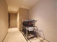 【埼玉県/ふじみ野市上野台】オハナふじみ野上野台ブロッサム 買物カート置場