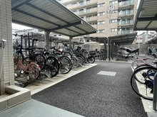 【埼玉県/朝霞市本町】プラウド朝霞本町 駐輪場