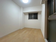 【東京都/板橋区本町】グローリオ板橋本町 洋室