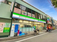 【東京都/世田谷区経堂】経堂レジデンス ファミリーマート 千歳船橋駅南店（現地より約420m）