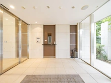 【埼玉県/朝霞市三原】プラウド志木サウスフォート エントランス