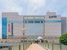 【埼玉県/朝霞市三原】プラウド志木サウスフォート マルイファミリー志木（現地より約760m）