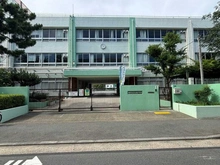 【神奈川県/川崎市中原区今井仲町】プラウド武蔵小杉 川崎市立今井小学校（現地より約300m）